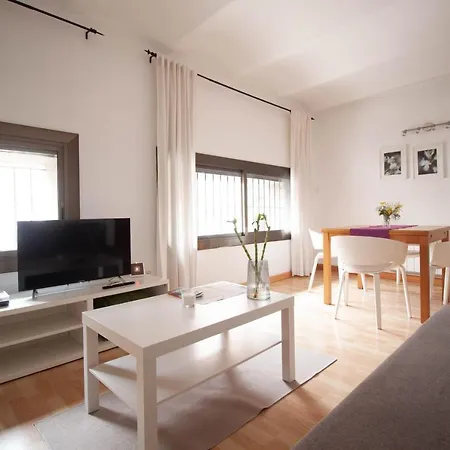 Apartment Zona Sagrada Familia *